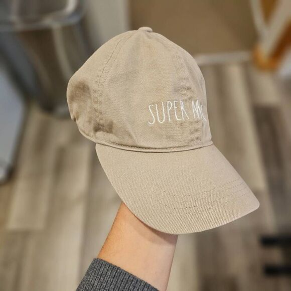 Rae Dunn Super Mom Baseball Cap ONE size - Picture 1 of 6